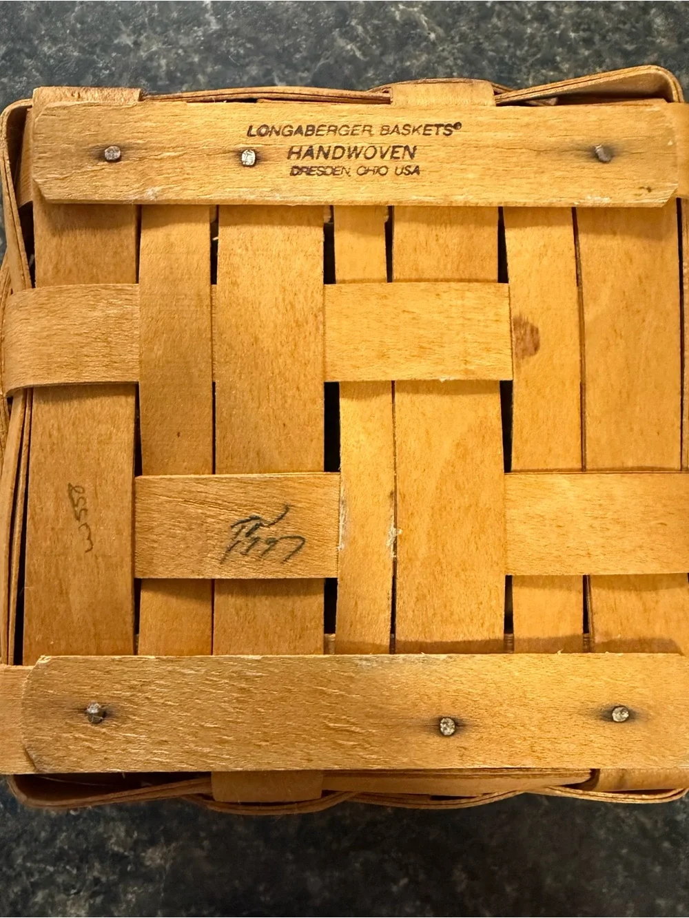 Longaberger 1997 Tall Tissue Basket